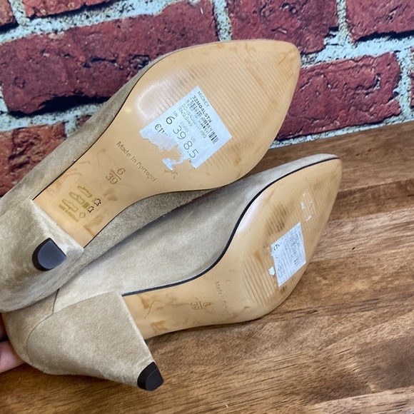 Top Shop Neutral Heeled Pointy Toe Suede Slip On Boot US 8.5 - Picture 11 of 16